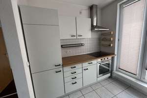 stilvolle 2-Zimmer-DG-Wohnung mit beeindruckender Raumhöhe - zentral in Mz-Kastel, von privat – Admiral-Scheer-Str. 11, 55252 Mainz-Kastel, Wiesbaden – Vorschaubild 10