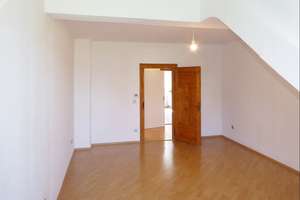 4-ZI-WOHNUNG MIT EBK IM 4. OG OHNE LIFT-OHNE BALKON IN JUGENDSTILHAUS IN RUHIGER UND ZENTRALER LAGE – Königswarterstraße 66, 90762 Stadtpark, Stadtgrenze, Fürth – Vorschaubild 5