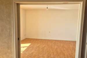 Sonnendurchflutete 3,5-Zimmer-Wohnung in Fürth mit klasse Aussicht. Von Privat – 90766 Hardhöhe, Fürth – Vorschaubild 2