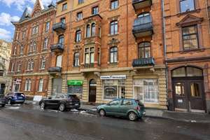 Helle & renovierte 2 Zimmerwohnung in zentraler Lage (Hinterhaus) in Wiesbaden!