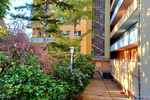 Berlin-Wilmersdorf: Gepflegte 2-Zimmer-Wohnung mit Balkon – langfristig vermietet – Die vollständige Adresse der Immobilie erhältst du vom Anbieter., 10713 Wilmersdorf, Berlin – Vorschaubild 2