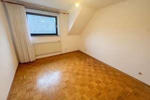 Gepflegtes Einfamilienhaus mit Balkon in guter Lage von Dornburg - ideal für Familien! – Die vollständige Adresse der Immobilie erhältst du vom Anbieter., 65599 Dornburg – Vorschaubild 17