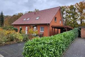 Doppelhaushälfte in ruhiger Lage zu vermieten