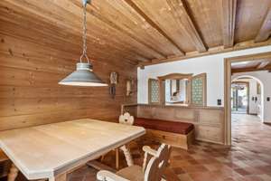 Charmantes Landhaus-Unikat in Otterfing - großzügiges Grundstück - vielseitige Nutzungsmöglichkeiten – Die vollständige Adresse der Immobilie erhältst du vom Anbieter., 83624 Otterfing – Vorschaubild 7