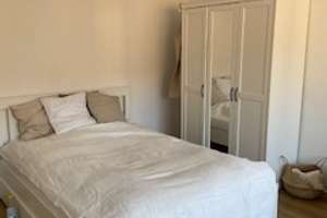  1-Zimmer-Apartment in Köln-Sülz zu vermieten – Sülzburgstr. 33-35, 50937 Sülz, Köln – Vorschaubild 2