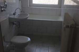 Schöne 2-Zimmer-Wohnung mit Balkon! – Altendorfer Str. 383 D, 45143 Altendorf, Essen – Vorschaubild 2