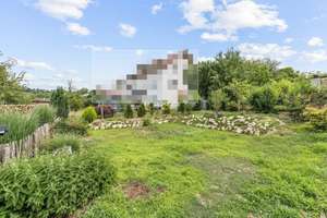 Teilmodernisiertes Zweifamilienhaus mit Terrasse, Garten, Doppelgarage und Ausbaupotenzial – Die vollständige Adresse der Immobilie erhältst du vom Anbieter., 79802 Dettighofen – Vorschaubild 18