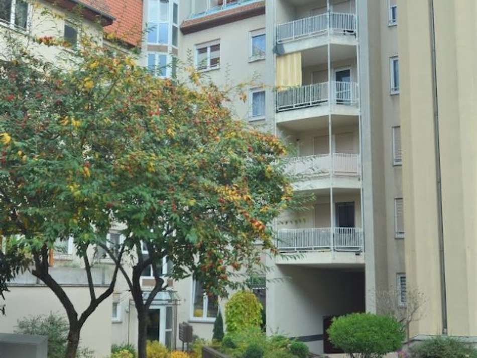 Rückansicht Gebäude