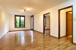Helle 2-Zimmer-Wohnung mit Balkon in Stuttgart-Sommerrain – barrierefrei & top angebunden