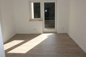 Zwei- Fam.-Haus mit zwei Wohnungen, komplett oder jede Wohnung Einzel zu vermieten. – Plückertzstr. 32a, 47804 Forstwald, Krefeld – Vorschaubild 38