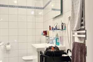 Exklusive Lebensqualität am Rheinufer: Vermietete 2-Zimmerwohnung in Oberkassel – Die vollständige Adresse der Immobilie erhältst du vom Anbieter., 40545 Oberkassel, Düsseldorf – Vorschaubild 5