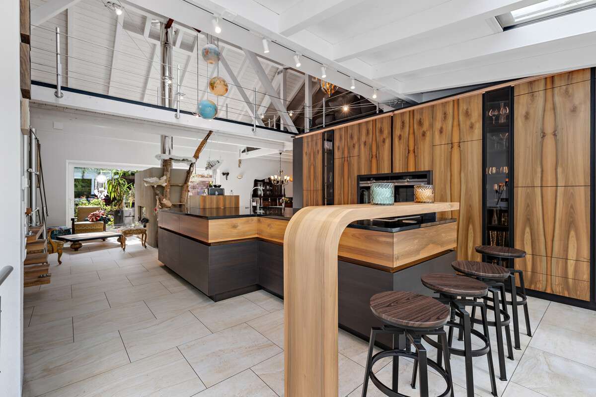 Immobilie in Affing - Exklusive Villa auf einzigartigem Grundstück in Affing - Bild 2