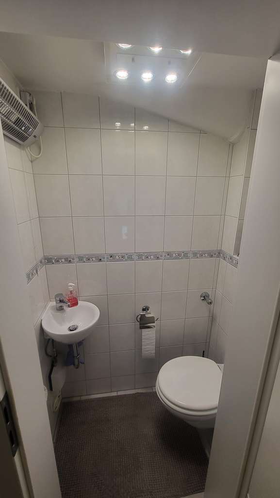 Immobilie in Weiden in der Oberpfalz - Einfamilienhaus mit Garage in sehr guter Lage von Weiden - Bild 4