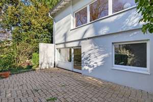 Einfamilienhaus mit großer Einliegerwohnung - Ideal für Familien oder das Büro im eigenen Haus – Die vollständige Adresse der Immobilie erhältst du vom Anbieter., 76227 Durlach, Karlsruhe – Vorschaubild 9