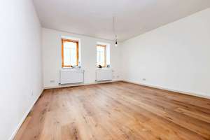 Reserviert: Sanierte 2-Zimmer-Wohnung: Zentrale Lage in Erlangen – perfekt geeignet für WG-Nutzung – Die vollständige Adresse der Immobilie erhältst du vom Anbieter., 91054 Tal, Erlangen – Vorschaubild 3