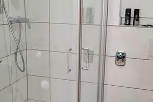 Luxus Appartement, inkl. Küche, Möblierung und Fußbodenheizung – Die vollständige Adresse der Immobilie erhältst du vom Anbieter., 72511 Bingen – Vorschaubild 6
