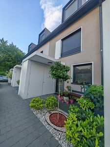 Provisionsfrei! Modernes Reihenhaus 145m²/5 Zimmer mit Wintergarten, PV-Anlage & Smart-Home
