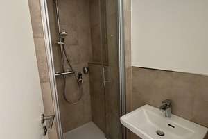 Erstbezug nach umfassender Modernisierung! Stilvolle 3-Zimmer-Wohnung in begehrter Lage – Hallerstraße 23, 90419 Sankt Johannis, Nürnberg – Vorschaubild 4