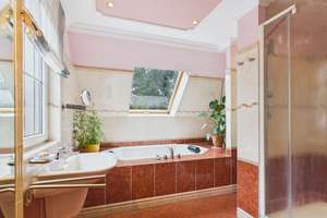 Außergewöhnliches Wohnerlebnis mit Indoor-Pool und exklusivem Ambiente – Die vollständige Adresse der Immobilie erhältst du vom Anbieter., 12559 Müggelheim, Berlin – Vorschaubild 12