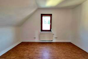 4 Zi. Wohnung, 64 m², ruhig und hell, Dachgeschoss, Bad Cannstatt nähe Kurpark und Neckar – Die vollständige Adresse der Immobilie erhältst du vom Anbieter., 70372 Kurpark, Stuttgart – Vorschaubild 10