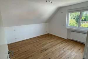 Wunderschöne, modernisierte Maisonette-Wohnung – 60435 Berkersheim, Frankfurt am Main – Vorschaubild 4
