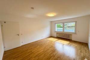 Hochparterre-Highlight: Bezugsfreie 2-Zimmer-Wohnung mit Einbauküche und Balkon  – Die vollständige Adresse der Immobilie erhältst du vom Anbieter., 50679 Deutz, Köln – Vorschaubild 11