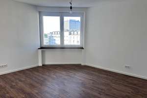 Ganz oben zu Hause – exklusives Penthouse mit urbanem Lebensgefühl - auch WG geeignet! – 40210 Stadtmitte, Düsseldorf – Vorschaubild 11