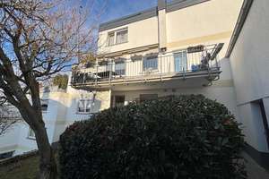 Charmante 2-Zimmer-Wohnung mit Balkon und Garage in ruhiger Lage