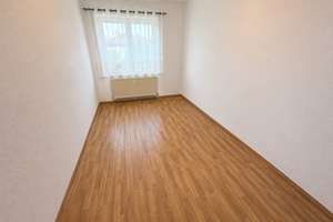 Charmante 3-Zimmer-Erdgeschosswohnung mit zwei Terrassen und idealer Raumaufteilung – Die vollständige Adresse der Immobilie erhältst du vom Anbieter., 1328 Weißig, Dresden – Vorschaubild 10