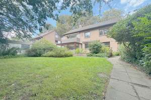 Großzügiges Zweifamilienhaus mit großem Grundstück, Garten und Garage an Knoops Park – 28717 Sankt Magnus, Bremen – Vorschaubild 3
