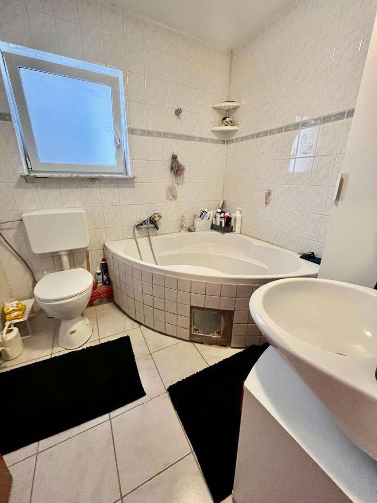 Immobilie in Pfaffenhofen - Geräumiges Einfamilienhaus im Herzen von Pfaffenhofen - Bild 4