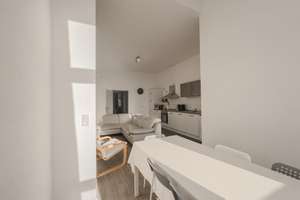 Schöne 3-Zimmer-Wohnung mit Einbauküche nahe Kurpark & Innenstadt – Kurbrunnenstraße 30, 52066 Burtscheider Kurgarten, Aachen – Vorschaubild 3