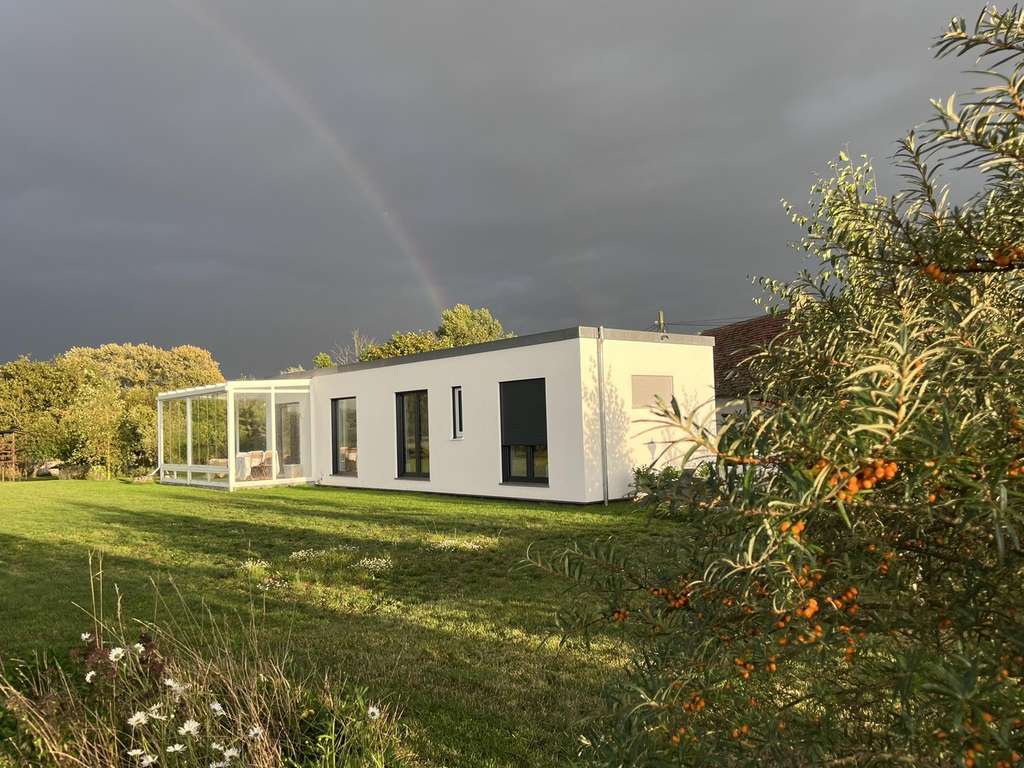 Immobilie in Neubukow - Neues Design-Haus nahe Ostsee mit Weitblick provisionsfrei als Wohnhaus/privates Ferienhaus + Garten - Bild 2