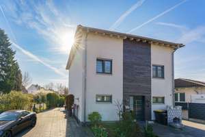Moderne Stadtvilla mit Erdwärme, Südgarten & Pool in ruhiger Wohnlage – Die vollständige Adresse der Immobilie erhältst du vom Anbieter., 44625 Holsterhausen, Herne – Vorschaubild 11