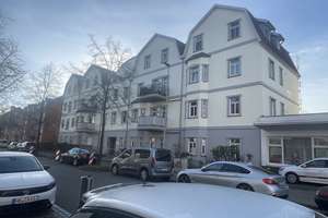 Moderne Wohnung in Walle Tel.: 015221527330