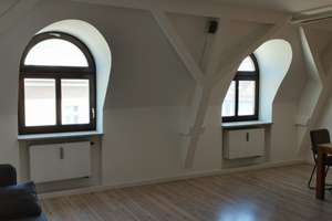 Dachgeschosswohnung mit 2,5 Zimmern in der Maxvorstadt – Görresstraße 43, 80797 Josephsplatz, München – Vorschaubild 3