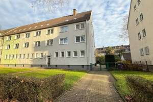 *** RESERVIERT *** 3-Zimmer Etagenwohnung mit Stellplatz, Garage & Balkon zentral in Rüttenscheid