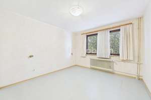 Ein Haus für Familie, Garten und neue Ideen – 60529 Schwanheim, Frankfurt am Main – Vorschaubild 10