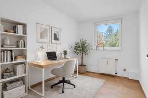Oben wohnen, ins Grüne schauen – Südbalkon zwischen Zehlendorf & Dahlem – Die vollständige Adresse der Immobilie erhältst du vom Anbieter., 14169 Dahlem, Berlin – Vorschaubild 6