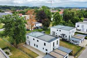 Neuwertige Doppelhaushälfte mit großem Grundstück – Neu-Ulm (Kreis) – Vorschaubild 21