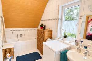 Mediterranes Flair im Herzen von Daxlanden - Besondere Dachgeschosswohnung mit offenem Wohnkonzept – Die vollständige Adresse der Immobilie erhältst du vom Anbieter., 76189 Daxlanden, Karlsruhe – Vorschaubild 9