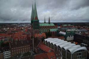 möbliert: im  Herzen der Stadt-  bis 5 Pers. möglich :  City - Wohnung - 1. Stock m. Dachterrasse!! – Die vollständige Adresse der Immobilie erhältst du vom Anbieter., 23552 Innenstadt, Lübeck – Vorschaubild 12
