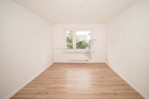 + WG-geeignete Wohnung in Bernsdorf + Gemütliche 3 Raum-Whg. mit Einbauküche, Balkon & Tageslichtbad – Fabriciusstraße 10, 9126 Bernsdorf, Chemnitz – Vorschaubild 9