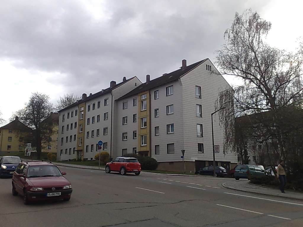 3-Zimmer-Wohnung in guter Lage mit Balkon, Keller und Dachboden in Regensburg
