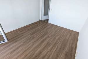 Gamigstraße 20, tolle 1,5 ZKB Wohnung im 9. OG -WBS- zu vermieten – Die vollständige Adresse der Immobilie erhältst du vom Anbieter., 1239 Prohlis-Nord, Dresden – Vorschaubild 2