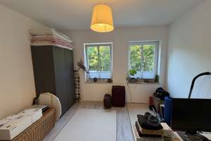 AM VOLKSPARK MARIENDORF: Baujahr 2016 FUßBODENHEIZUNG BALKON SCHÖNER HOFBEREICH – Eisenacher Str. 13, 12109 Mariendorf, Berlin – Vorschaubild 11