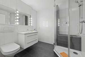 Geräumige 3-Zimmer-Eigentumswohnung mit zwei Loggien in Duisburg-Homberg – Die vollständige Adresse der Immobilie erhältst du vom Anbieter., 47198 Hochheide, Duisburg – Vorschaubild 11