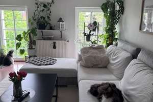 *ab 01.08.*  3-Zimmer-Dachgeschoßwohnung mit bodentiefen Sprossenfenstern und Balkon – Fröbelstr. 94, 47053 Hochfeld, Duisburg – Vorschaubild 4