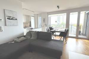 Moderne, urbane 2 ZKB, Balkon, EBK, Parkett, TG, Mitnutzung Fitnessraum+Dachterr., IN-Nähe ARA-Hotel – Theodor-Heuss-Straße 22, 85055 Nordost, Ingolstadt – Vorschaubild 3