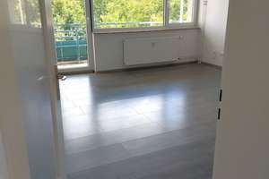 Komplett sanierte 3 Zimmer Wohnung mit Balkon in Gelsenkirchen zu vermieten – Stallbergshof 10, 45883 Feldmark, Gelsenkirchen – Vorschaubild 2